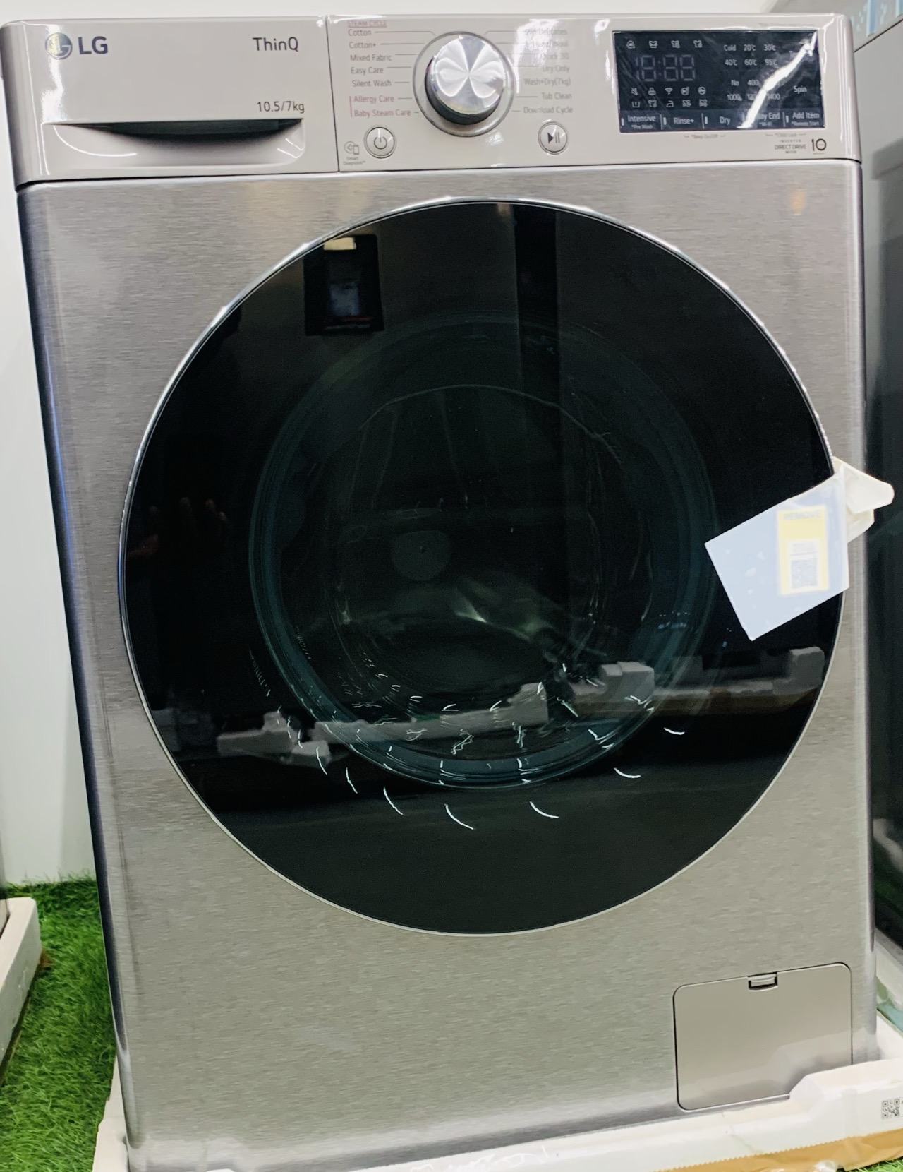 Lg washing machine(10.5/7kg)